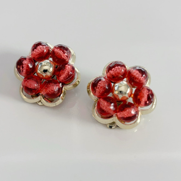 Vintage Coro Flower Clip On Earrings Red - Picture 1 of 12